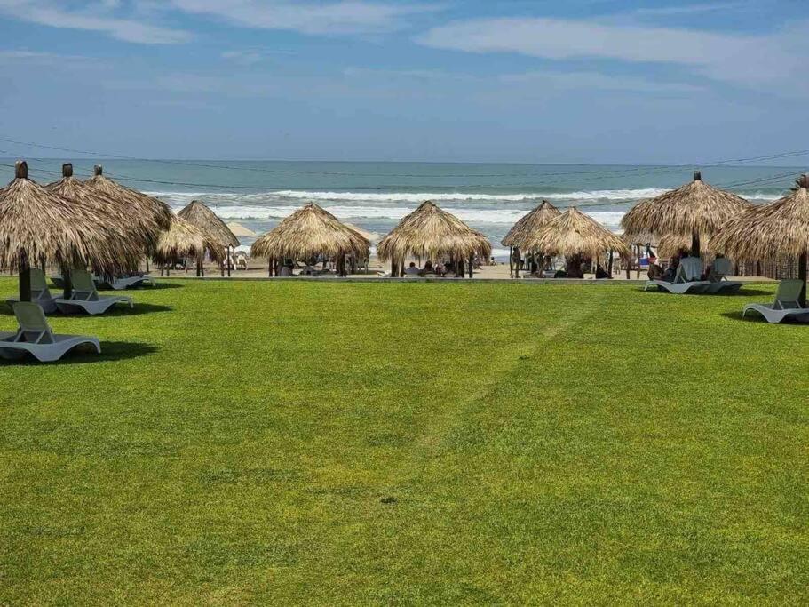 Hermosa Casa En Con Club De Playa. Сasa de vacaciones *