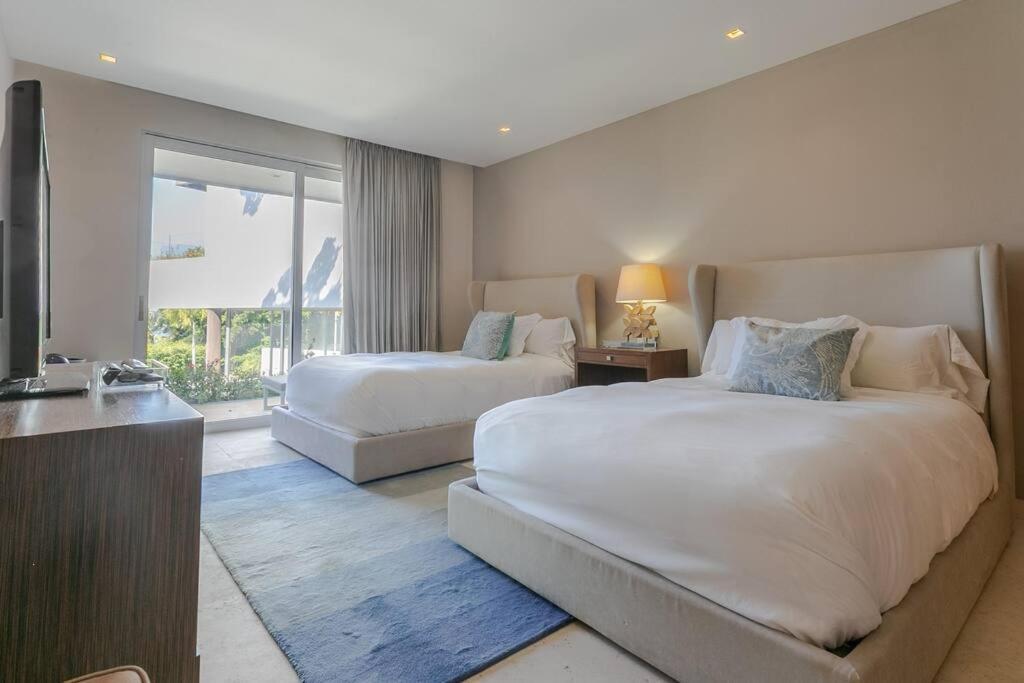 Villanas - The At Brisas Villa *