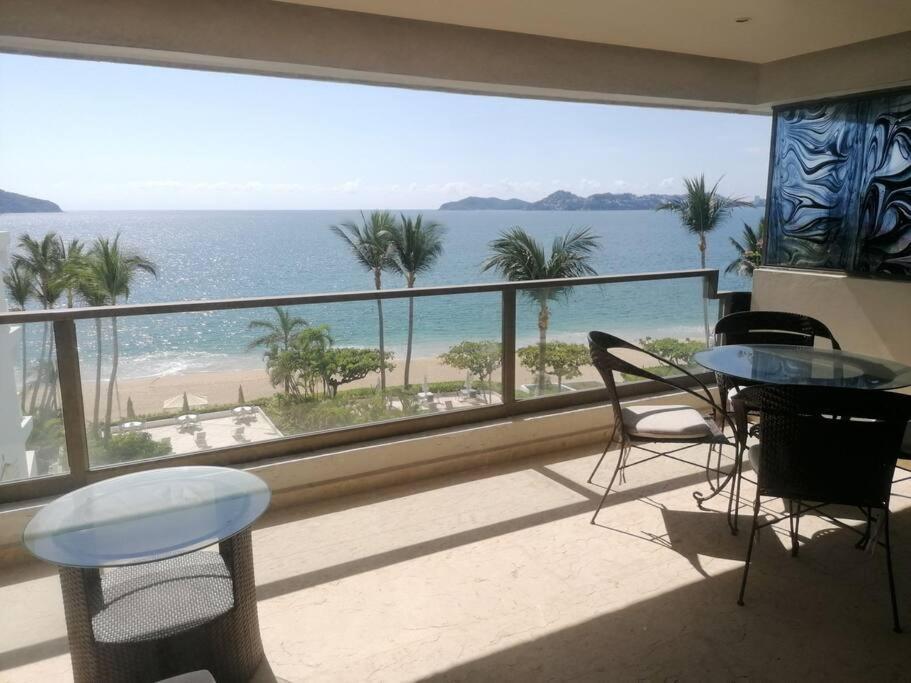 Departamento De Lujo En La Bahia De * Acapulco