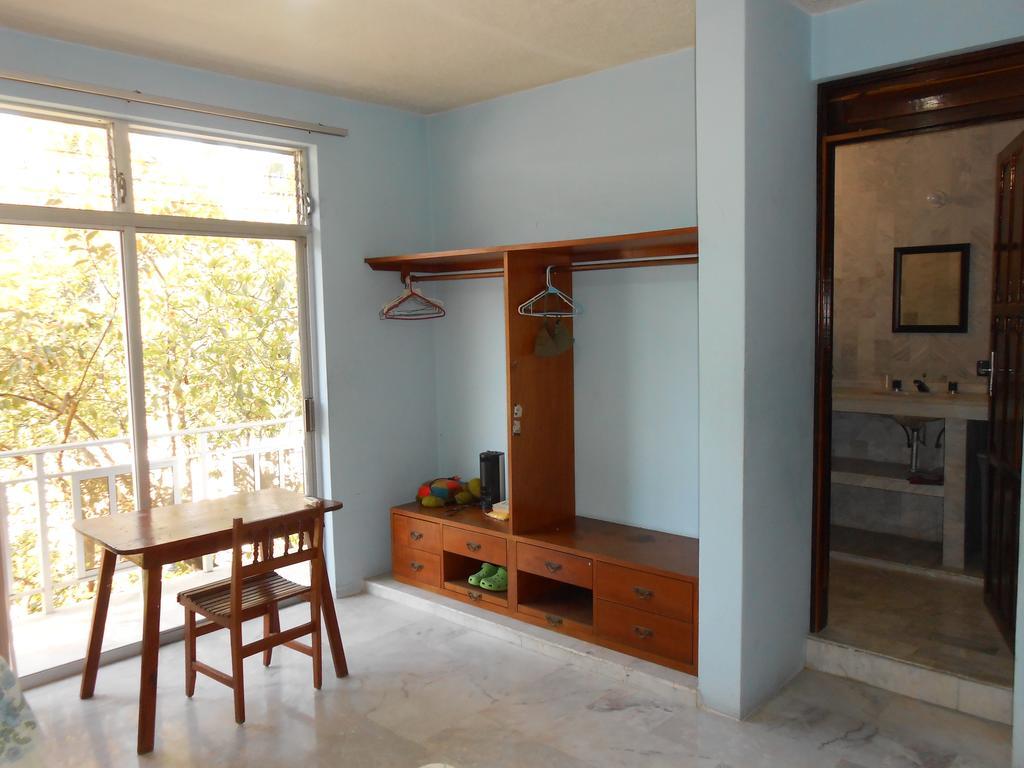 Roca Sola Bed and breakfast *
