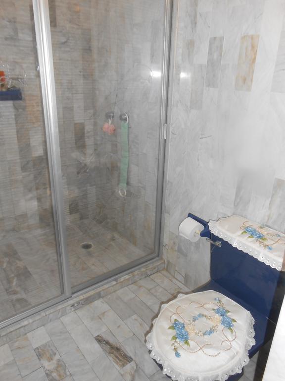 Roca Sola Bed and breakfast