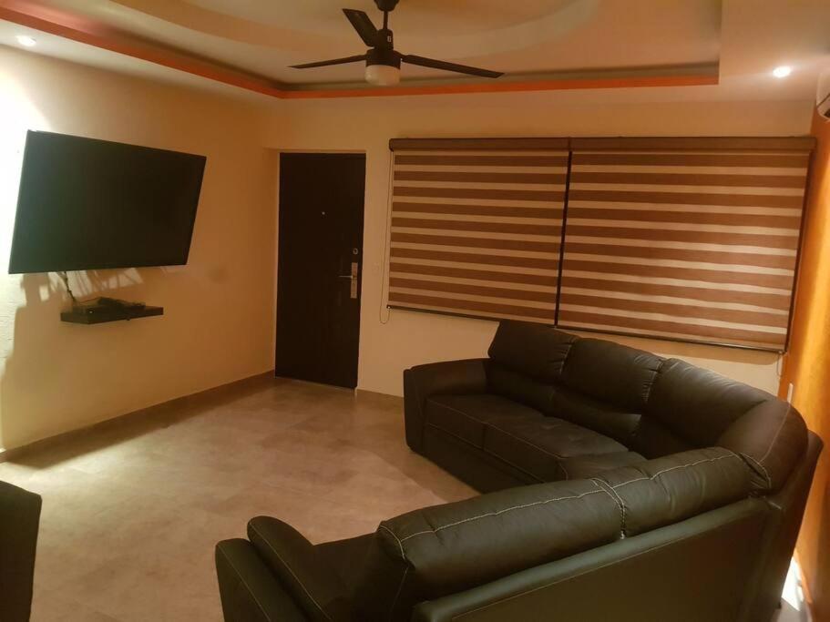 Apartment Departamento En Zona Dorada De