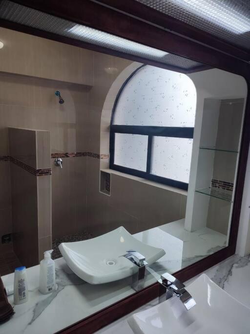 Casa Punta Bruja Condesa * Acapulco