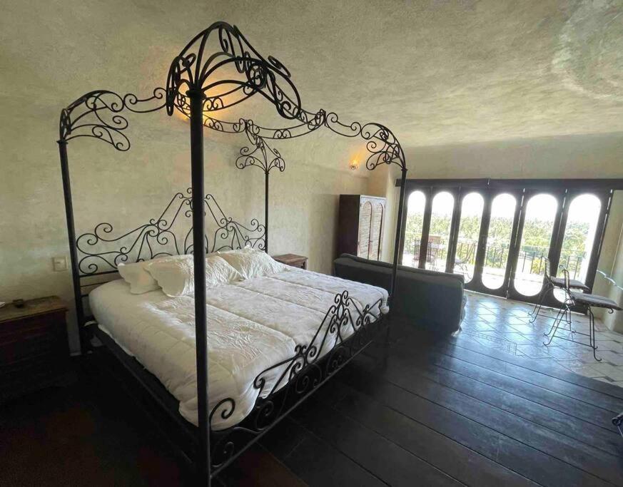 Beautiful Fully Restored After Otis In Diamante Apartment *