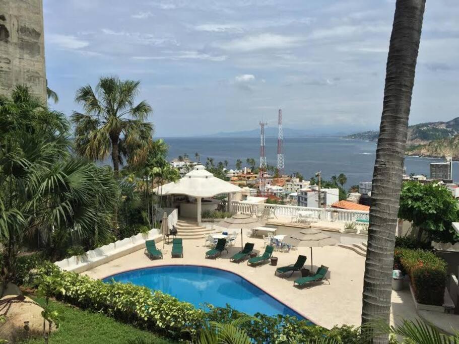 Villa Palmitas Acogedor Departamento Nivel Piscina Gigante Jardines Acapulco