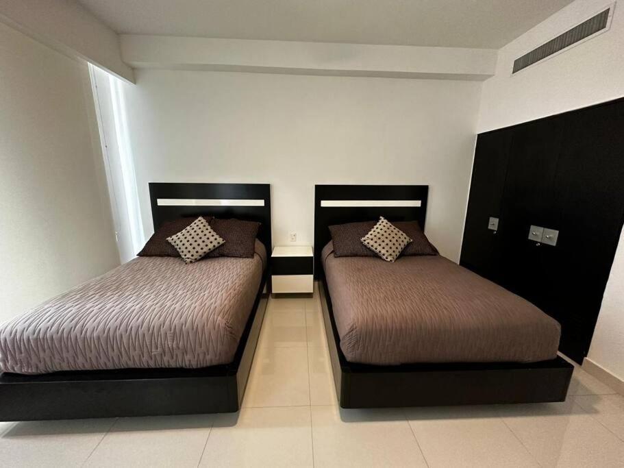 Labna Diamante Depto. 701 Apartamento Acapulco