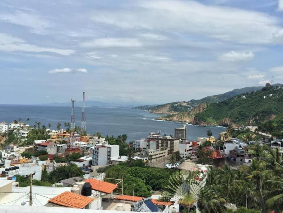 Villa Palmitas Acogedor Departamento Nivel Piscina Gigante Jardines Acapulco