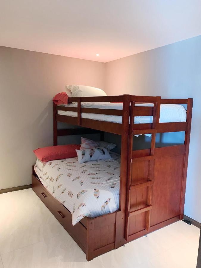 La Isla Residences Diamante Familiar Holiday home *
