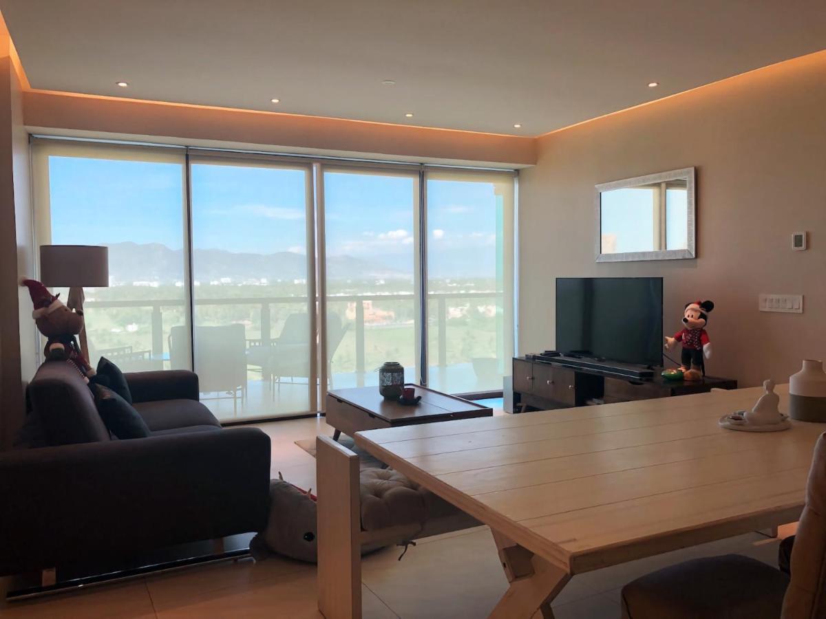 La Isla Residences Diamante Familiar