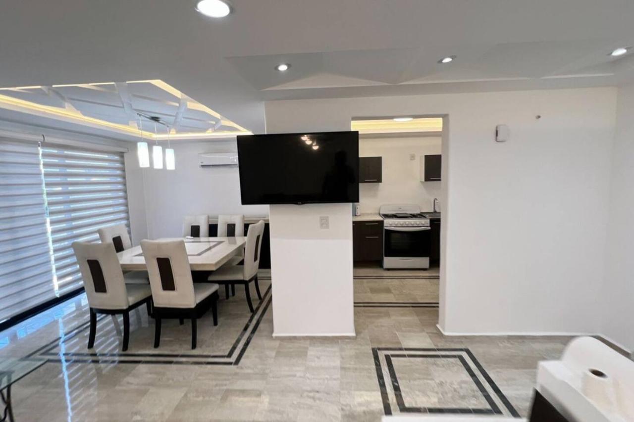 Malaga Acapulco, Gro Villa