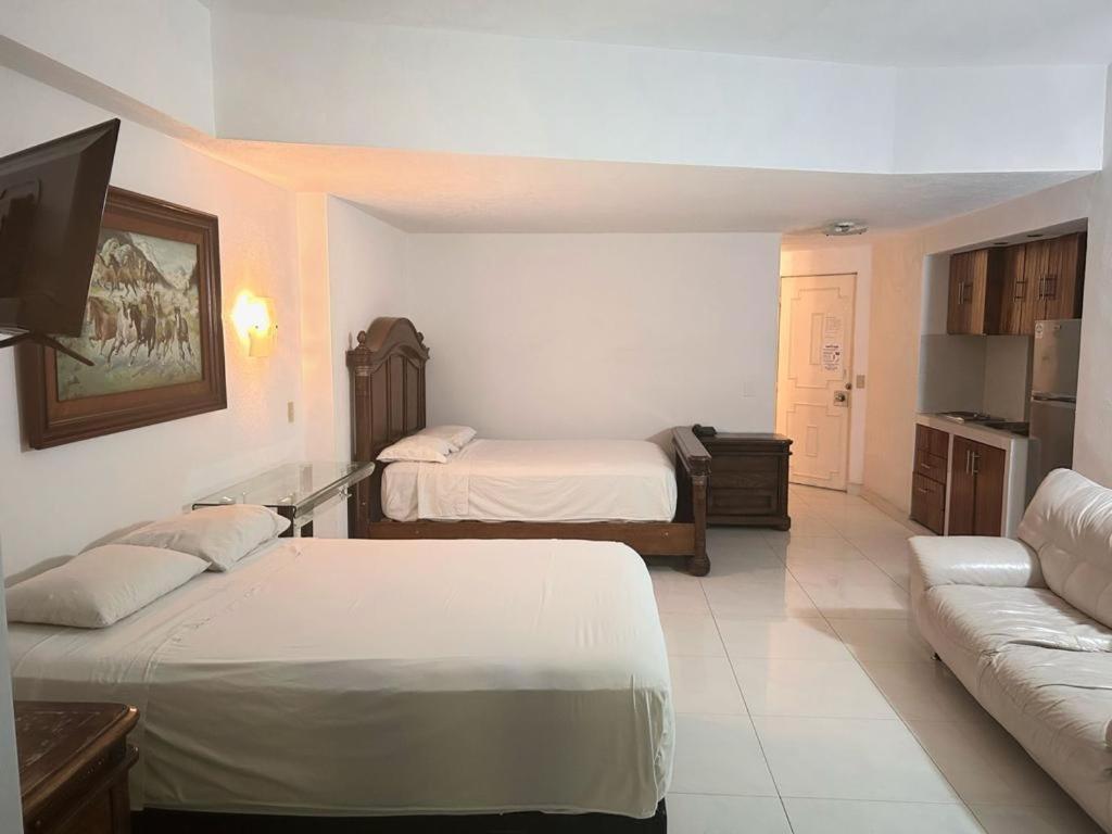 Hotel Torres Gemelas Acapulconexion 3*