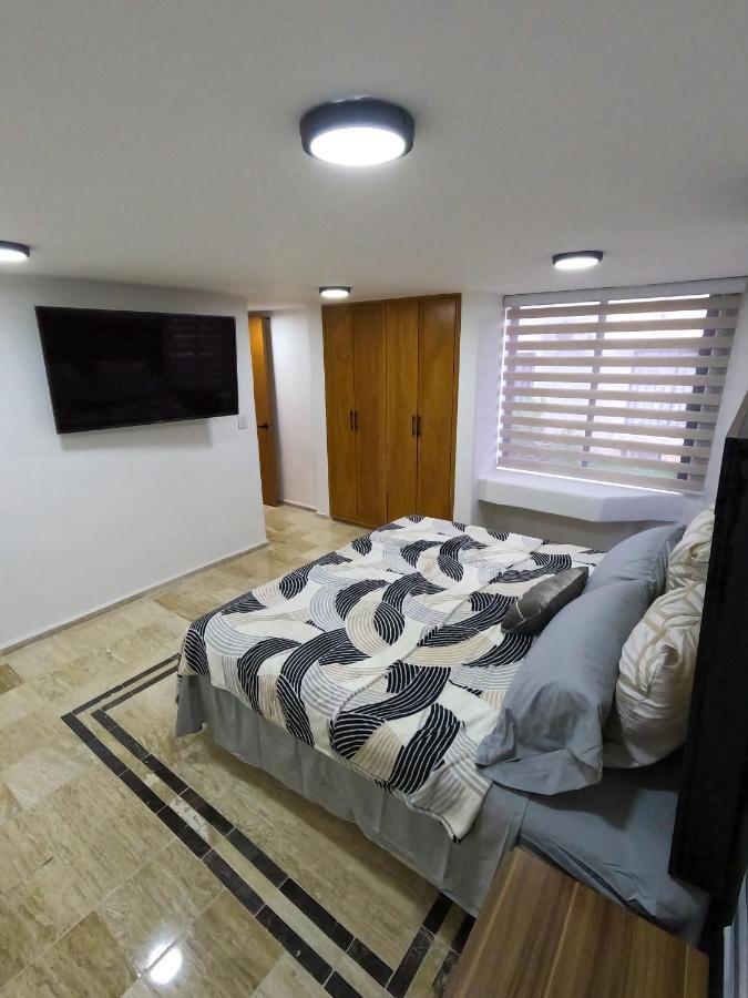 Malaga Acapulco, Gro Villa