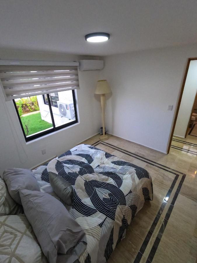 Malaga Acapulco, Gro Villa Acapulco