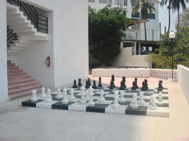 Twin Towers Acapulco