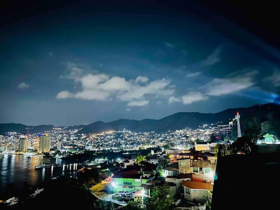 Brisas Guitarron Acapulco