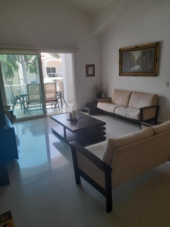 Airbnb Diamante Apartment *
