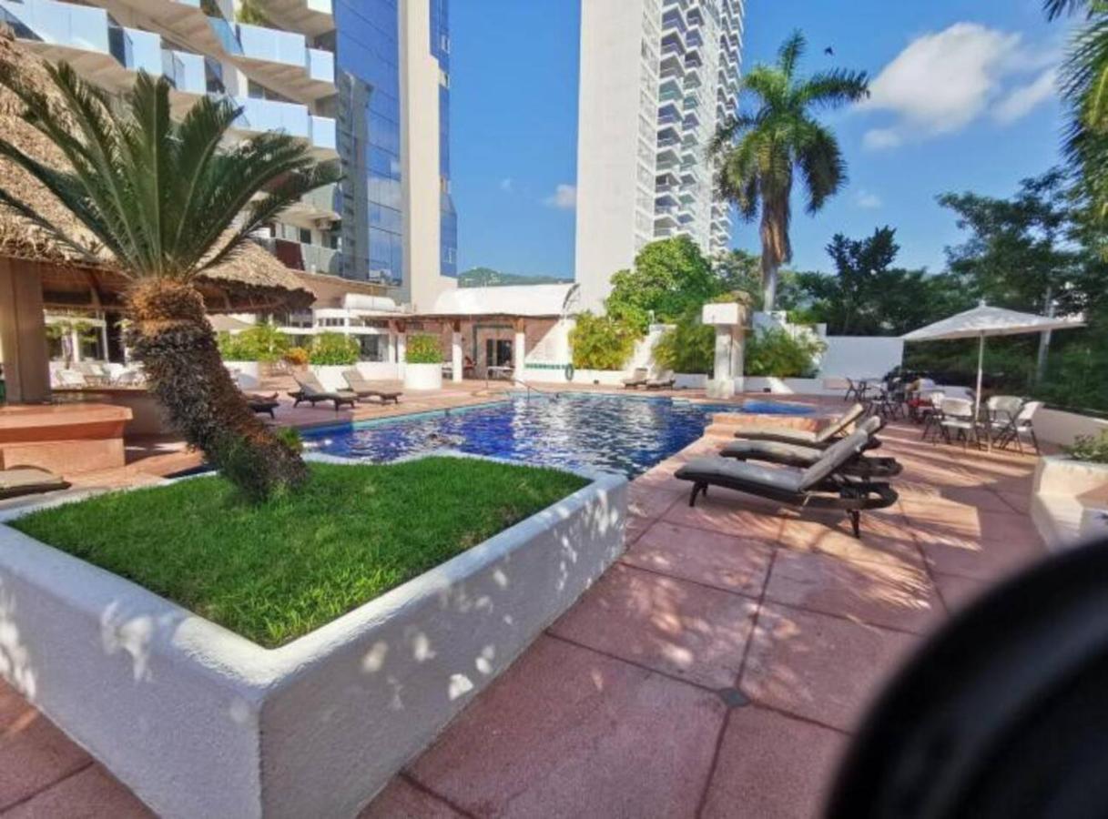 Apartamento Fresca En Zona Dorada Con Alberca/playa!