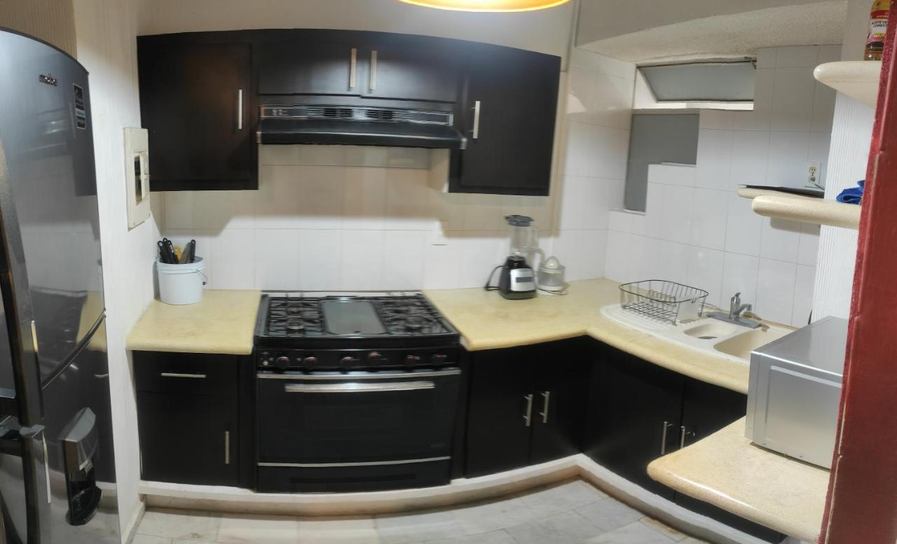 Fresca En Zona Dorada Con Alberca/playa! Apartamento Acapulco