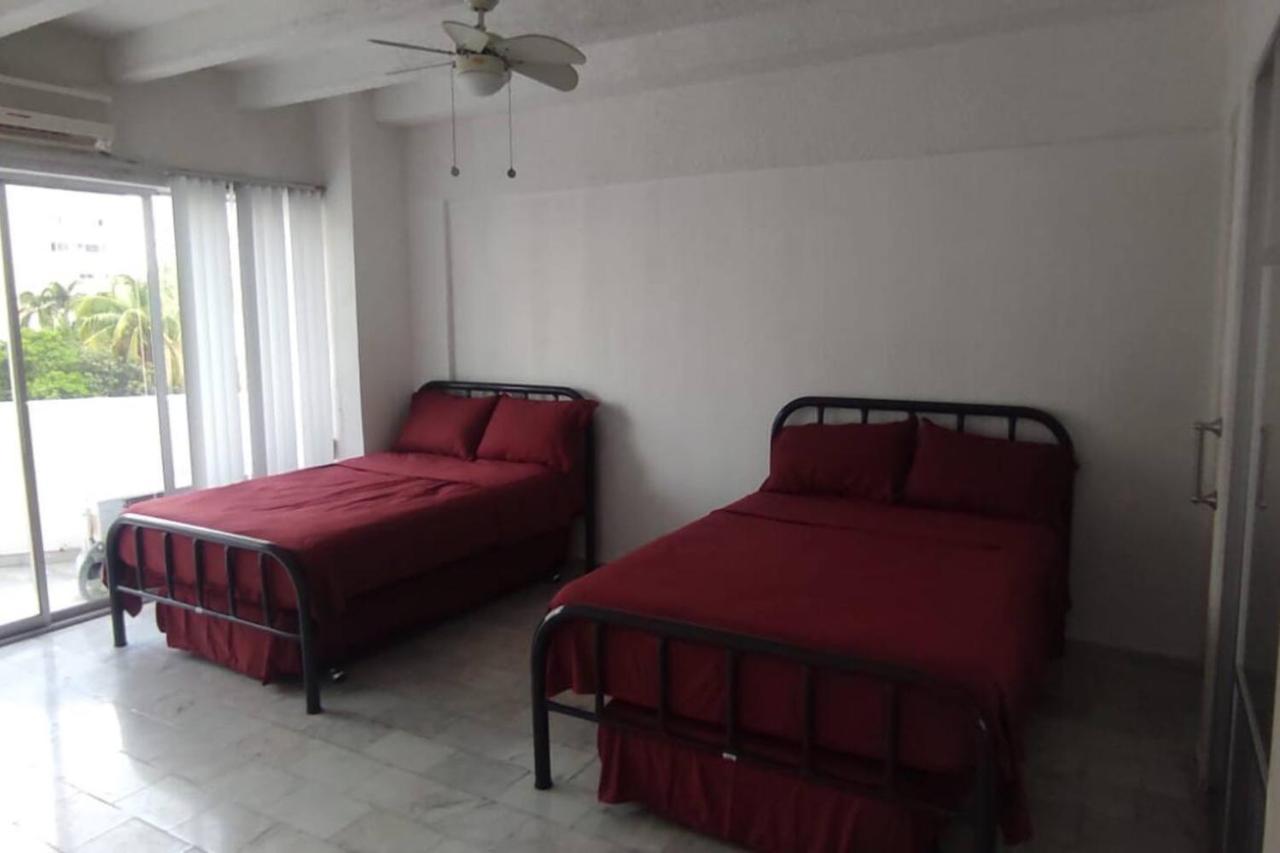 Apartamento Fresca En Zona Dorada Con Alberca/playa!