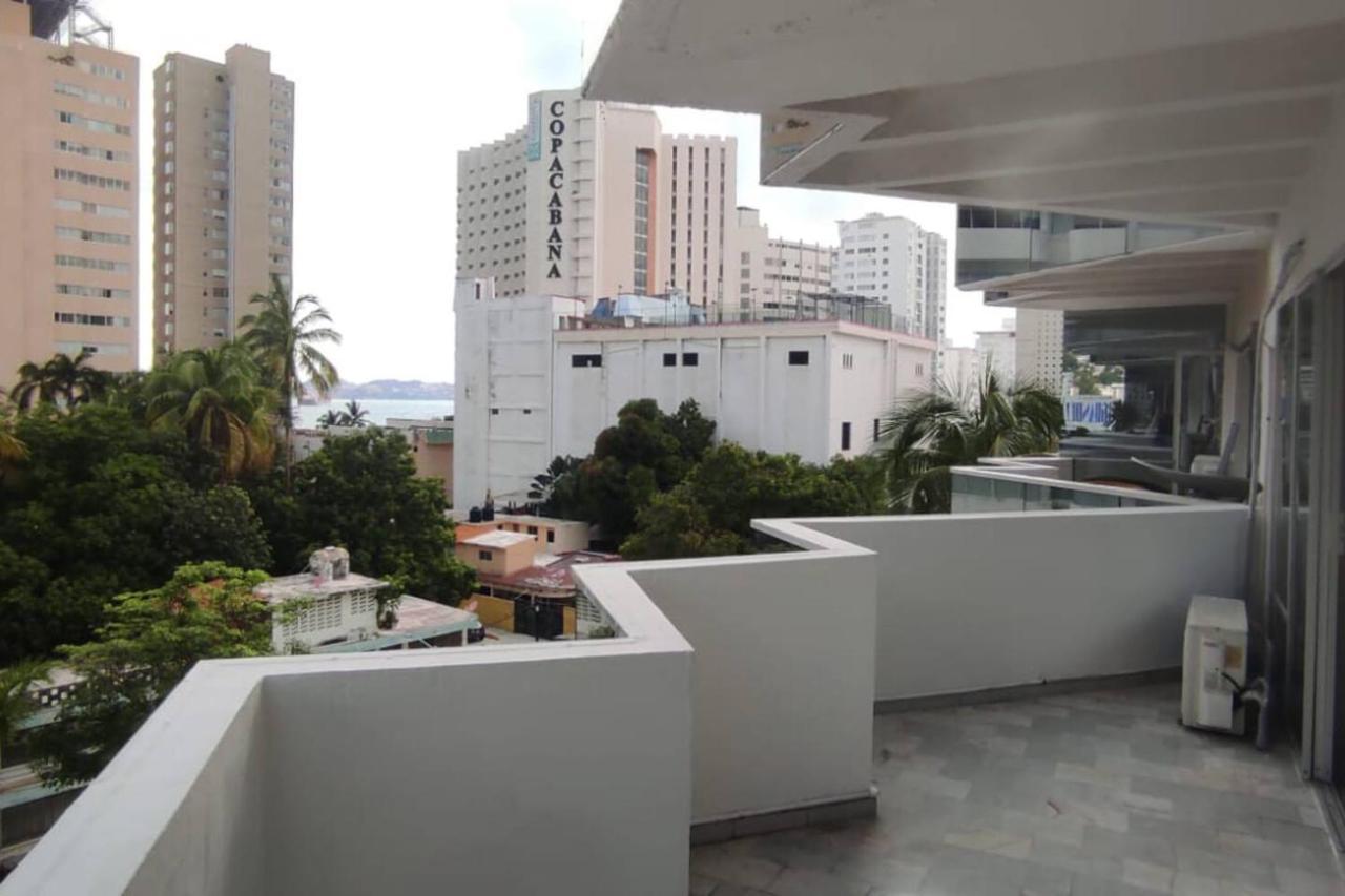 Apartamento Fresca En Zona Dorada Con Alberca/playa! *