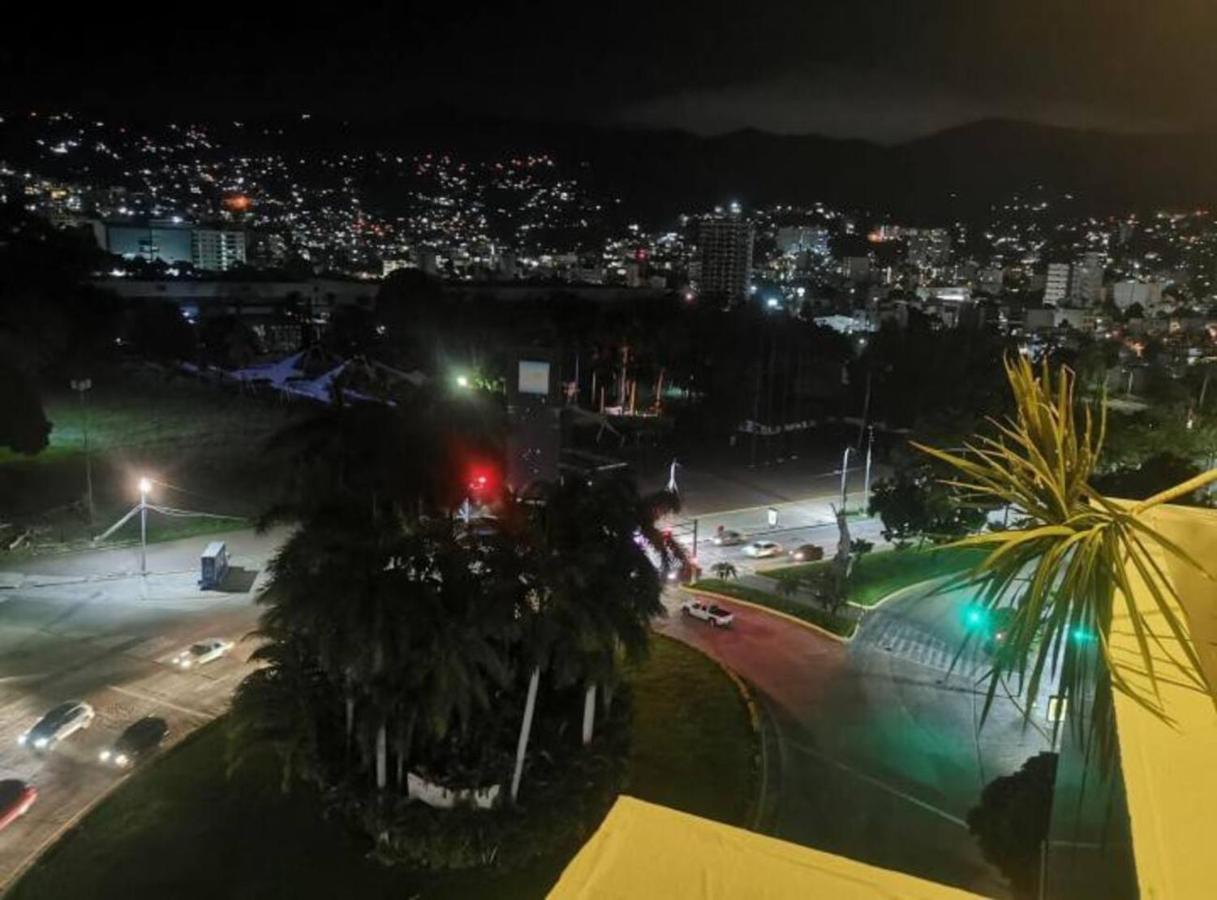 Apartamento Fresca En Zona Dorada Con Alberca/playa! *
