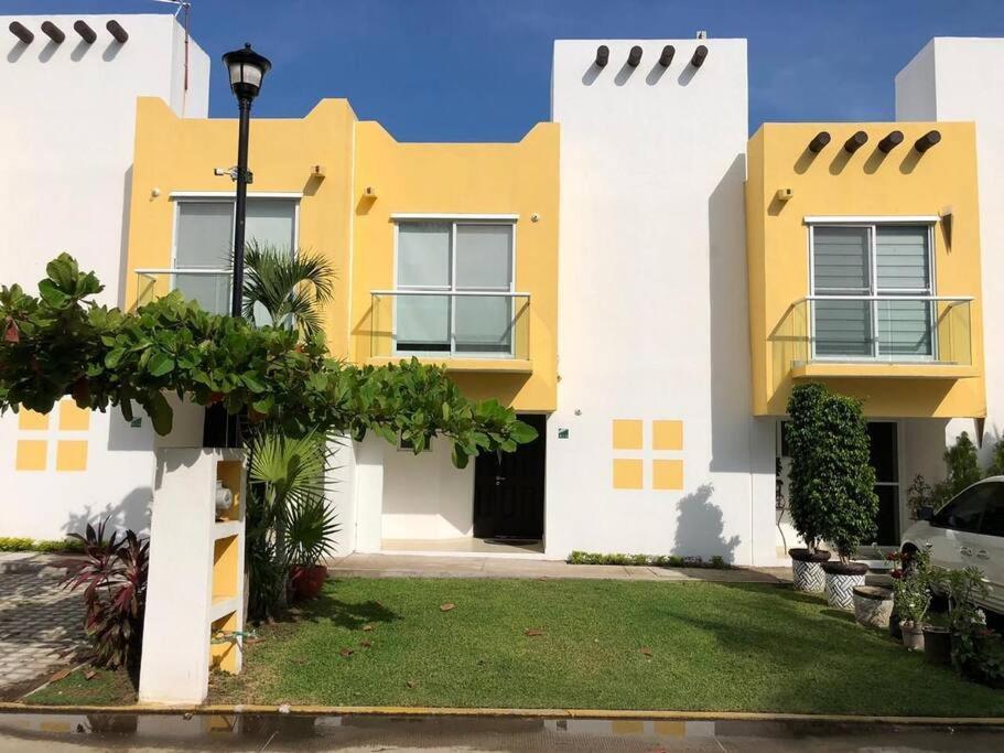 Сasa de vacaciones Diamante. Casa De Descanso Acapulco