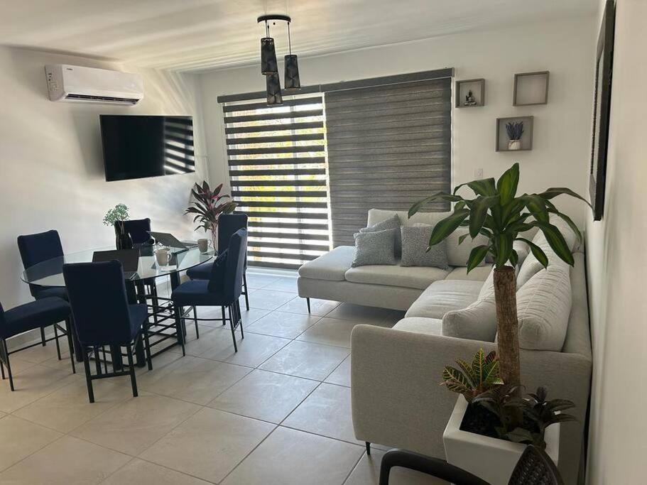 Departamento Con Club De Playa Diamante Apartamento