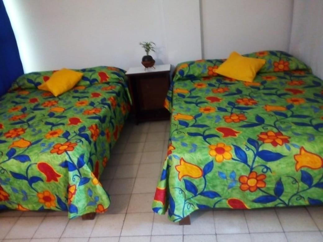 Hotel Zocalo Abuelos Acapulco