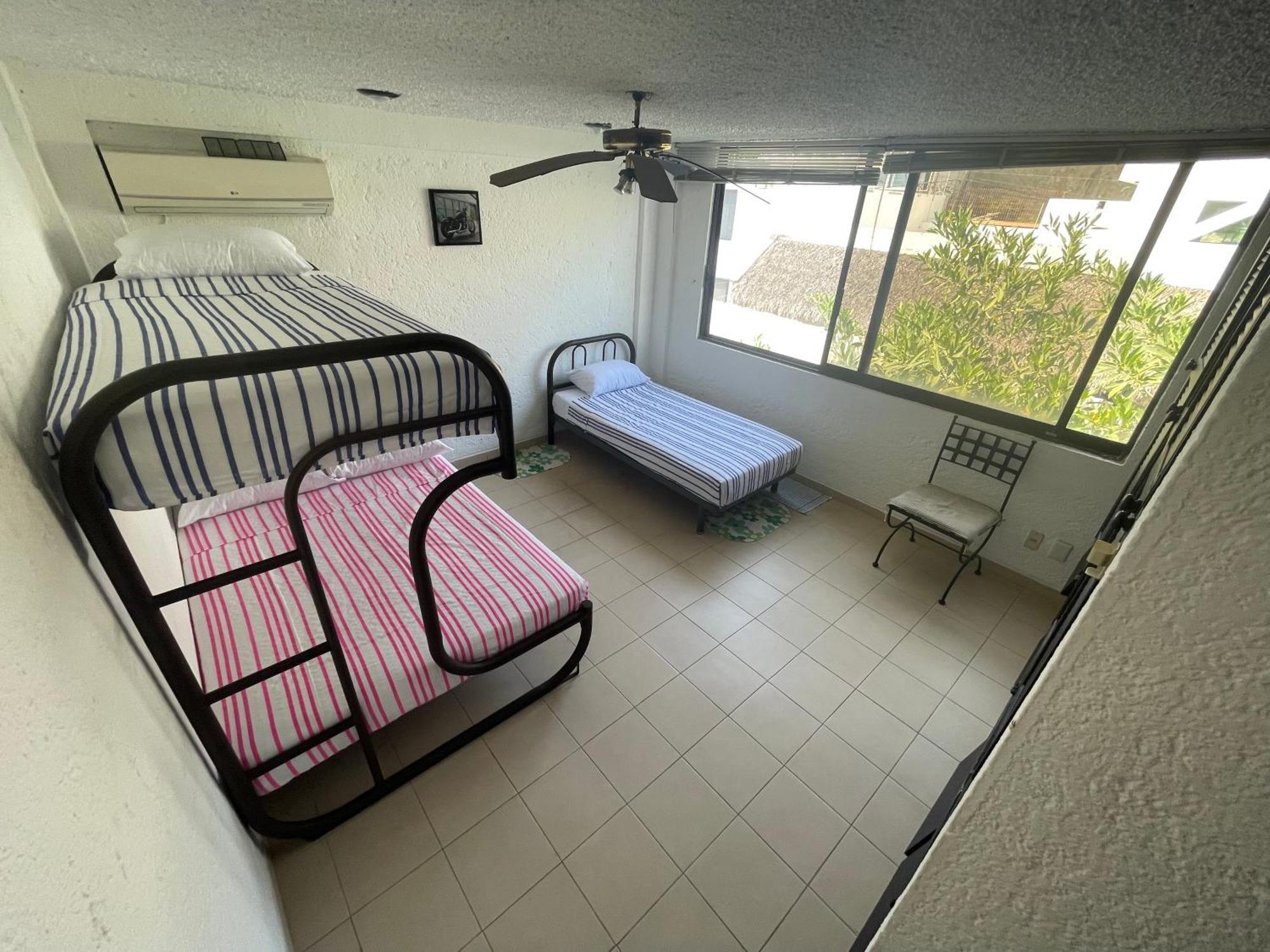 Apartamento Roca Sola, Costera Departamento Privado Con Vista Al Mar, Alberca, Terraza Y Aire Acondicionado Acapulco