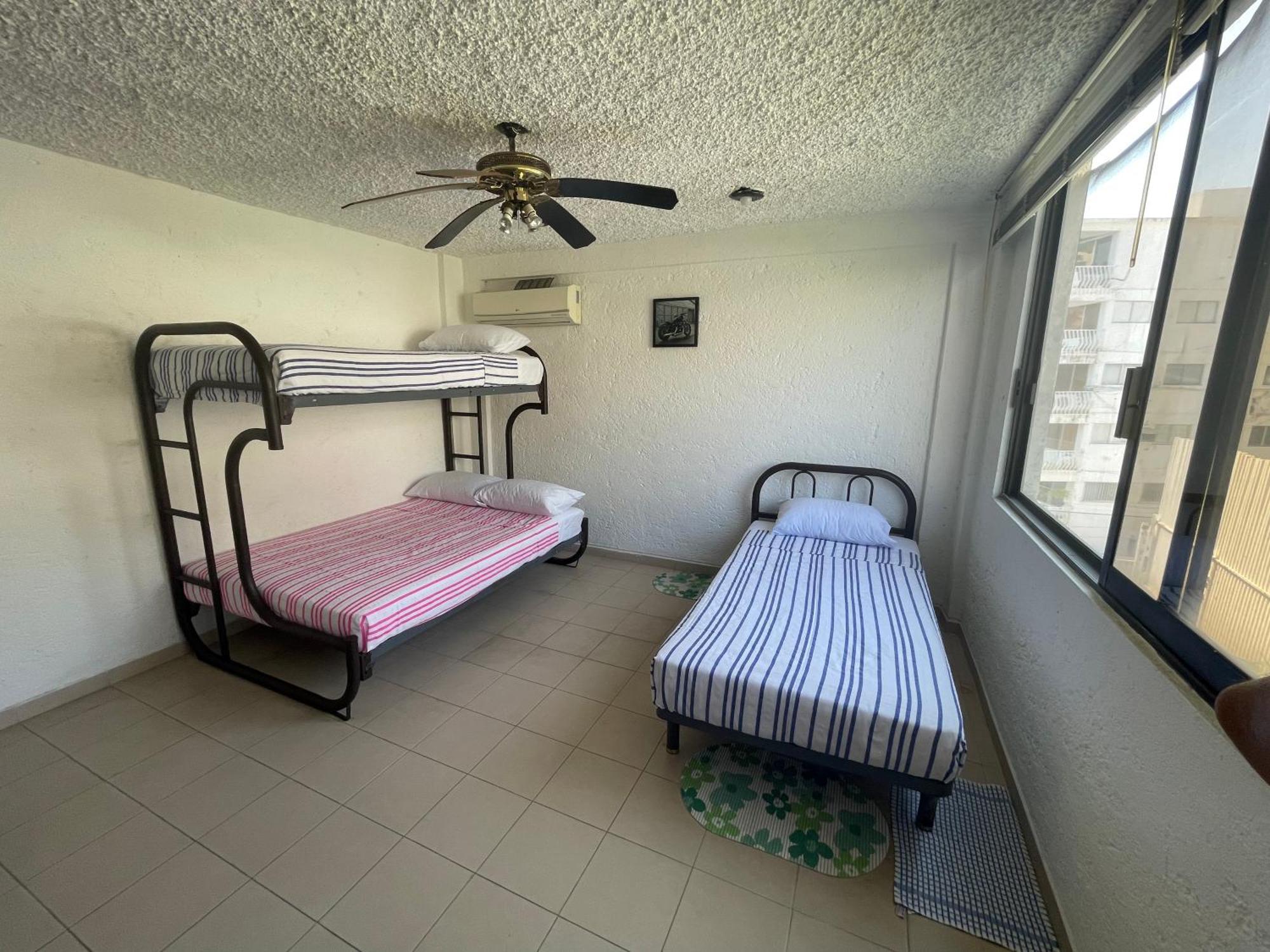 Apartamento Roca Sola, Costera Departamento Privado Con Vista Al Mar, Alberca, Terraza Y Aire Acondicionado