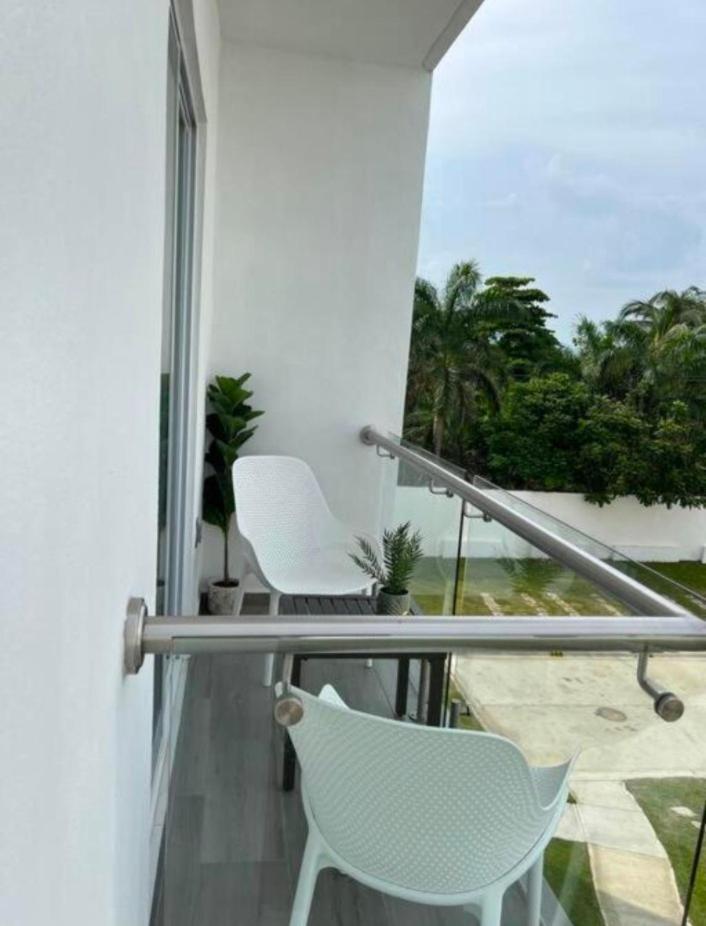 Lux * Acapulco