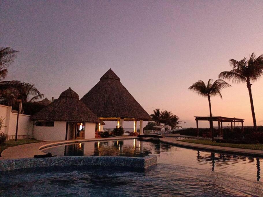 Departamento Con Club De Playa Diamante *
