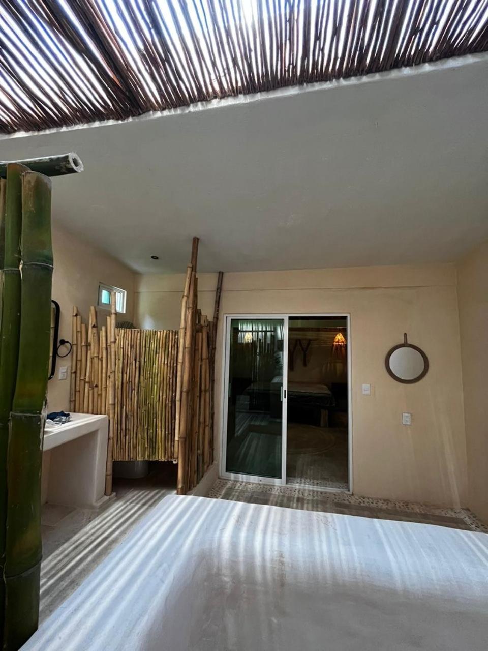 Rojo Manglar Hotel Acapulco