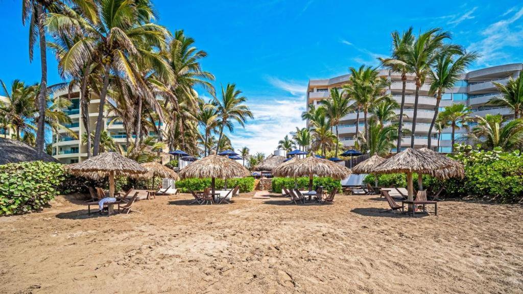 Depa Nvo Diamante Con Club De Playa Privado Apartamento *