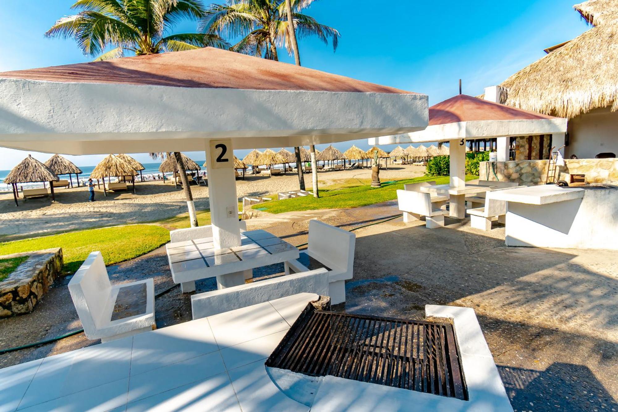 Resort Mar Paraiso Queen 4*