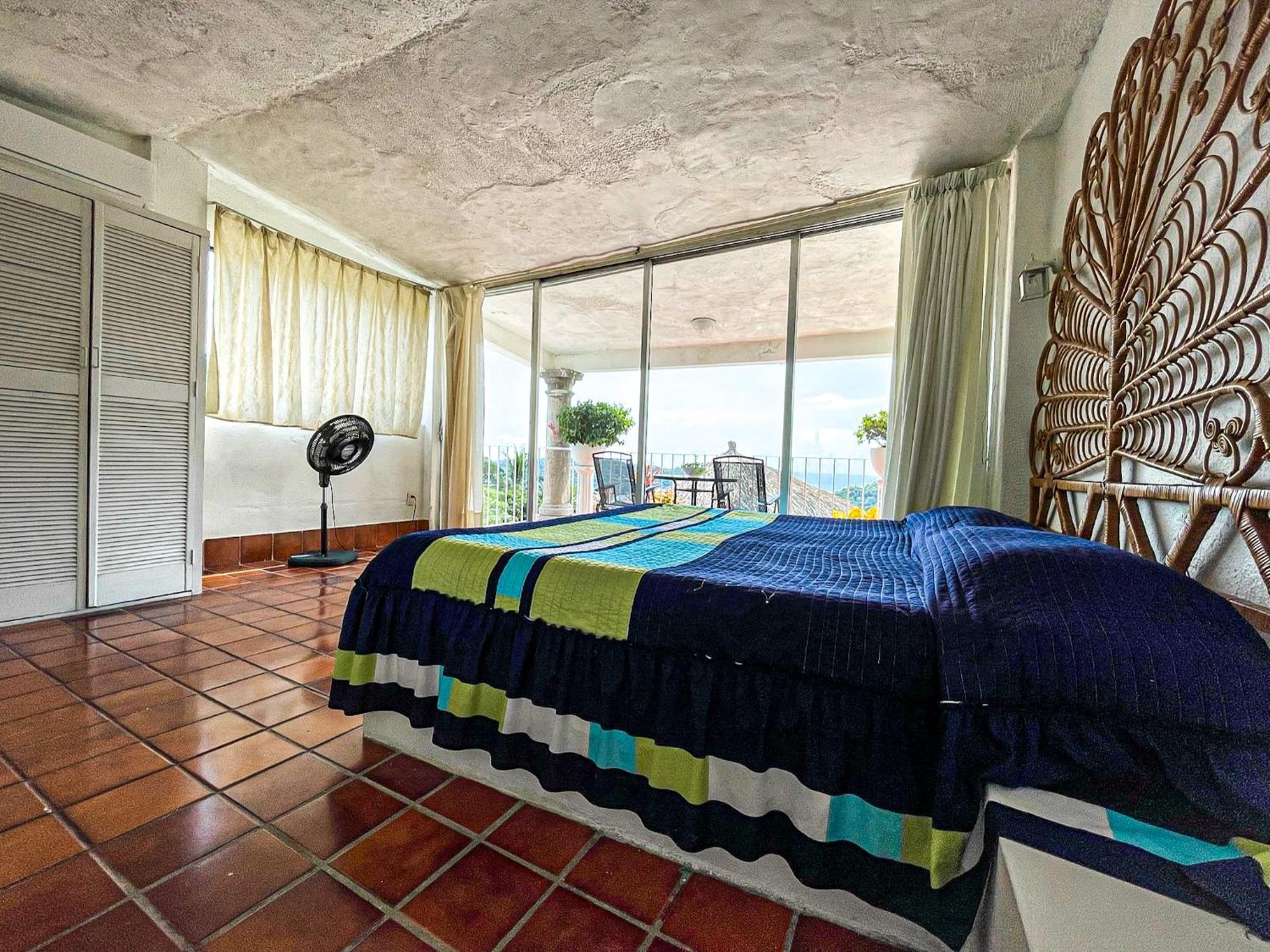 Vista Espectacular, Privada, 5 Recamaras *
