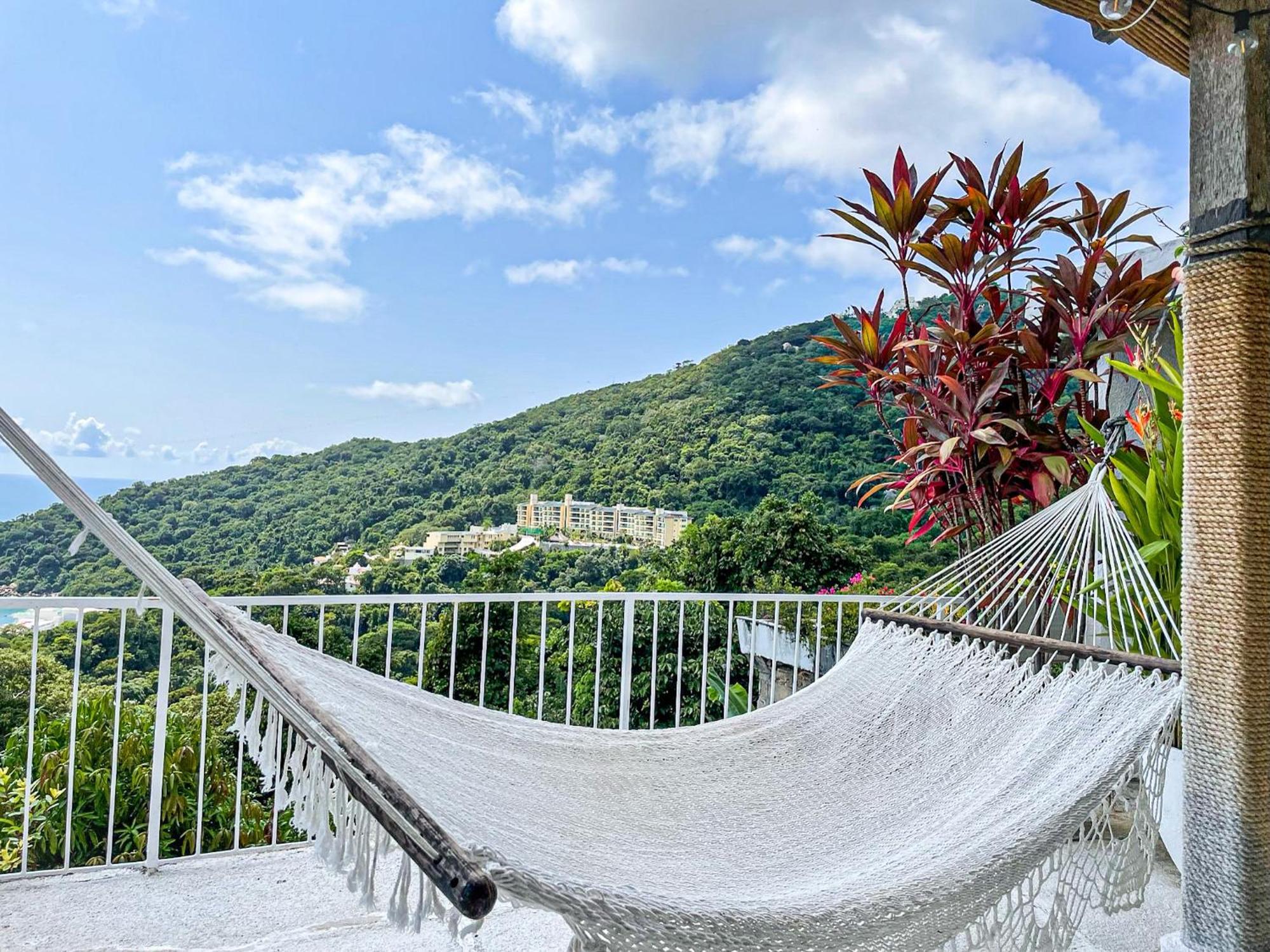 Vista Espectacular, Privada, 5 Recamaras *