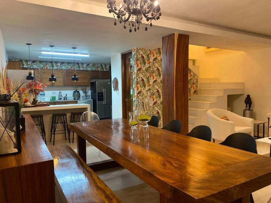 Cinco Diamante Villa *