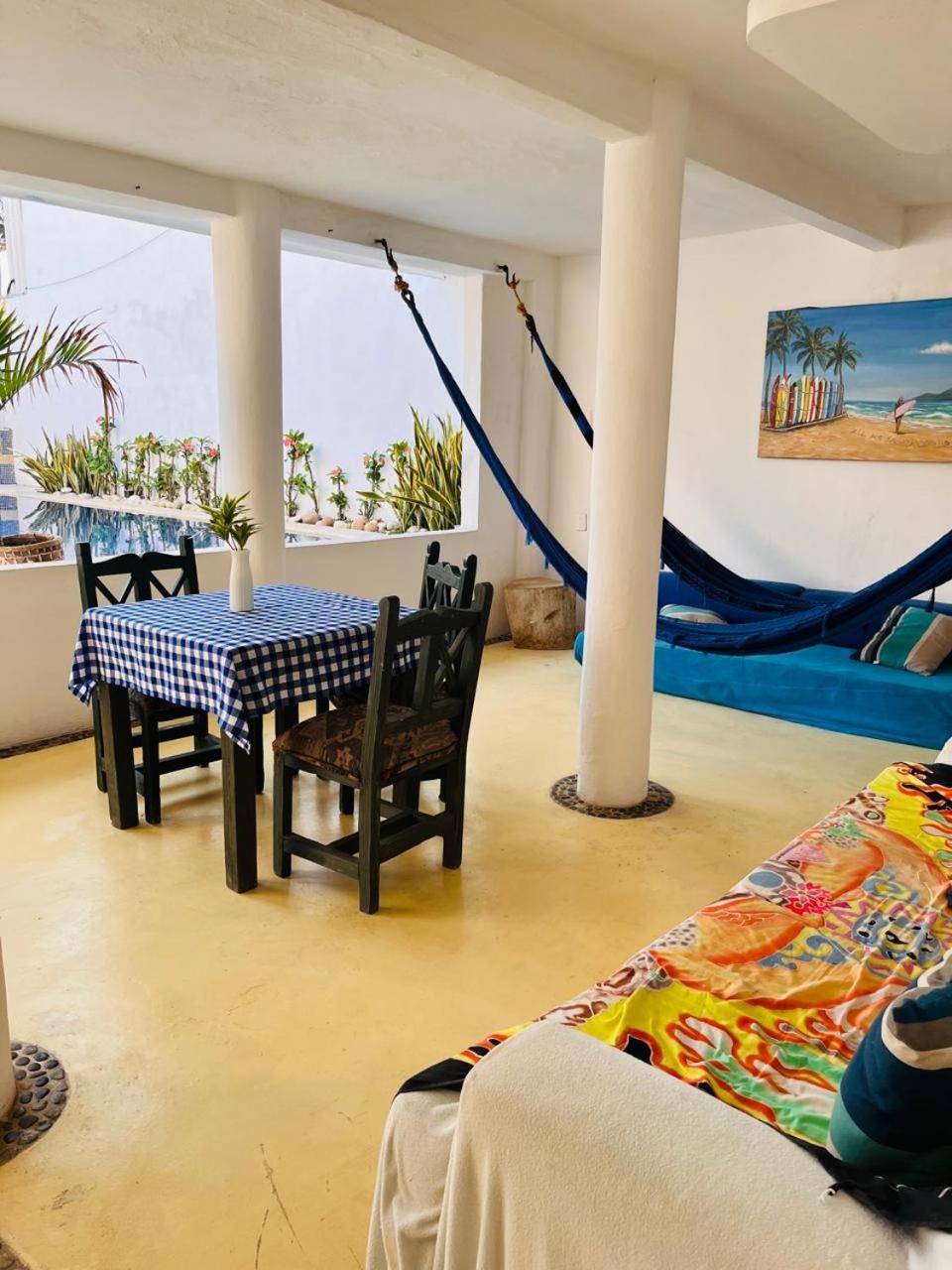 Hotel Casa De Olas Surf & Club