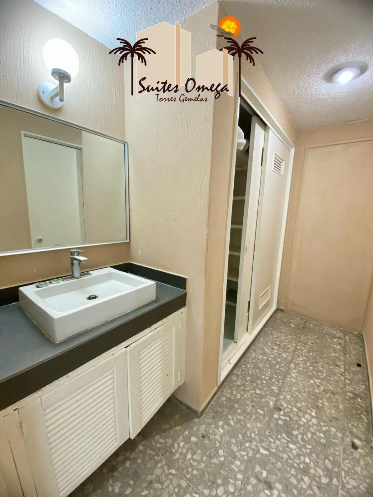 Omega Torres Gemelas Hotel