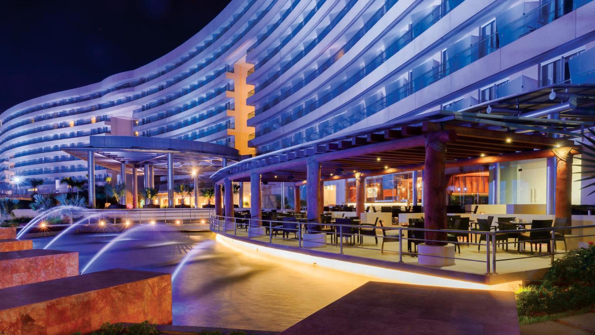 Palacio Mundo Imperial Riviera Diamante Hotel