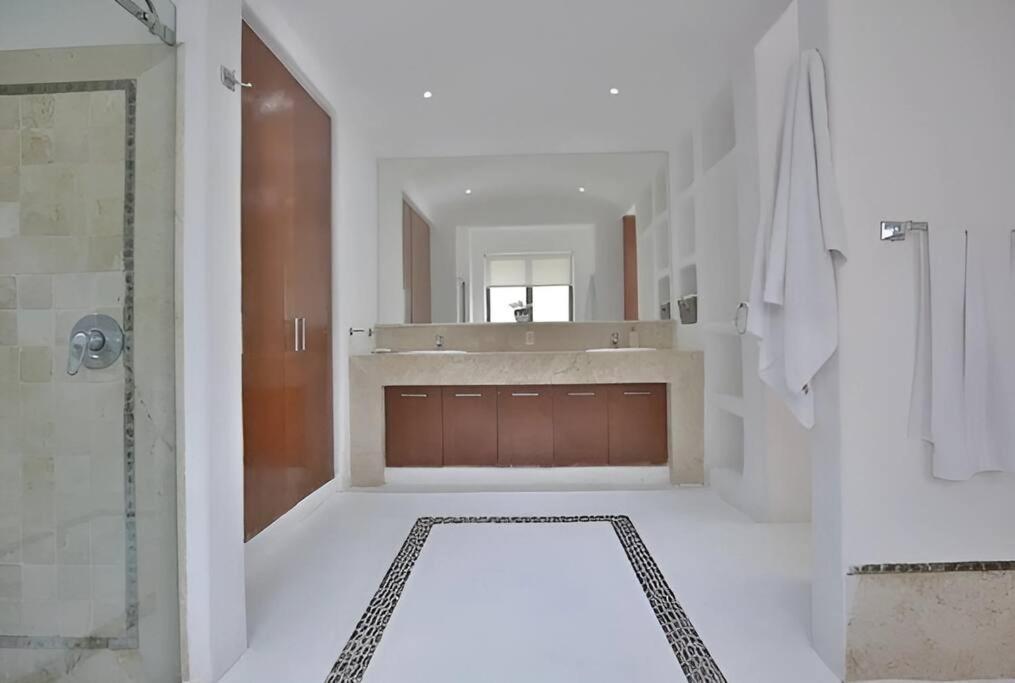 Departamento, Alberca, Jacuzzi, Playa, Padel, Gym, Asador * Acapulco