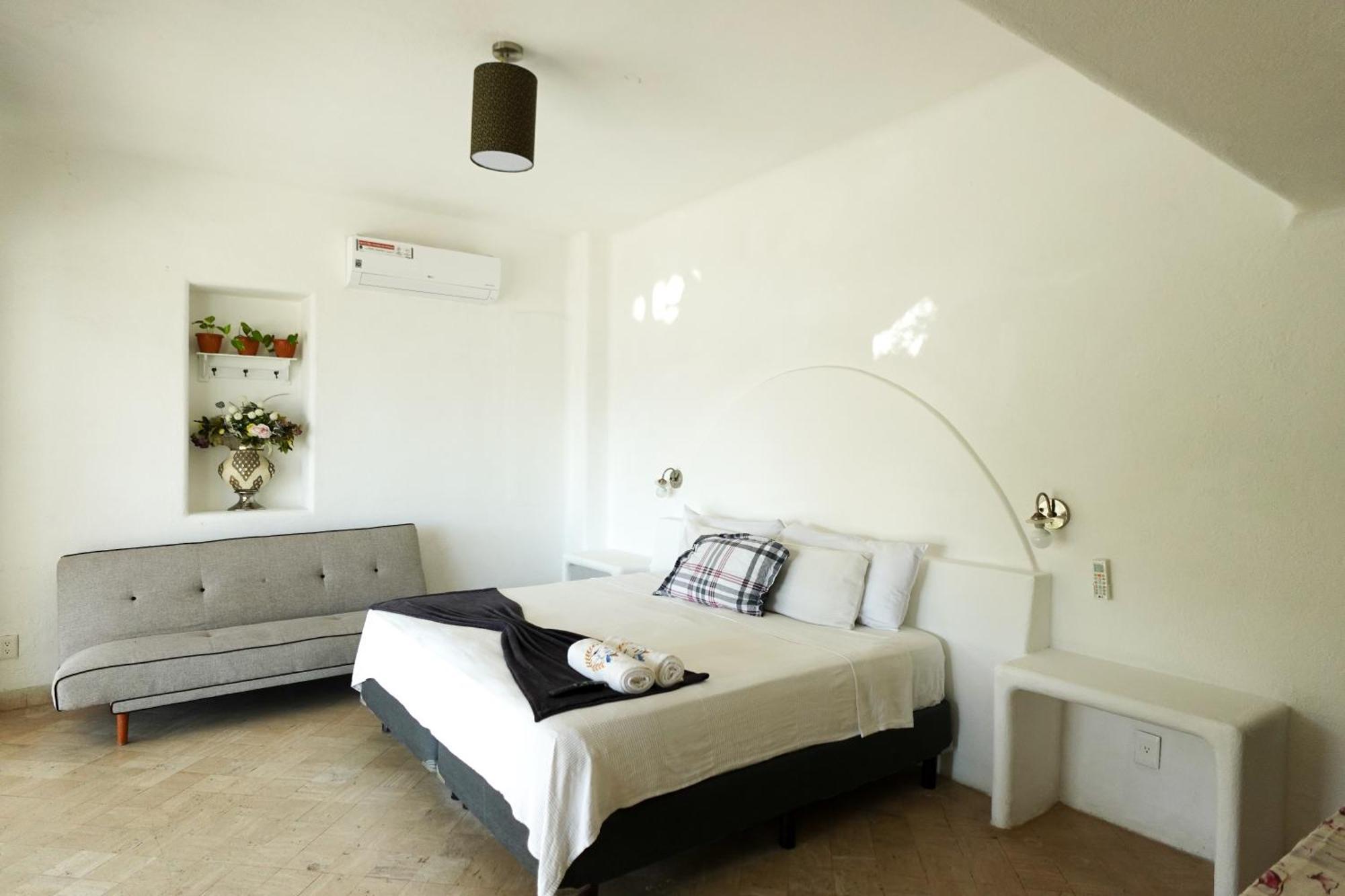 De Reyes Boutique Hotel *