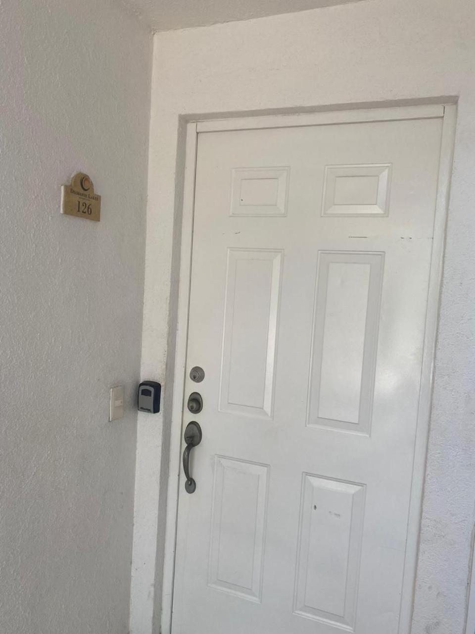 Marina Diamang Apartamento