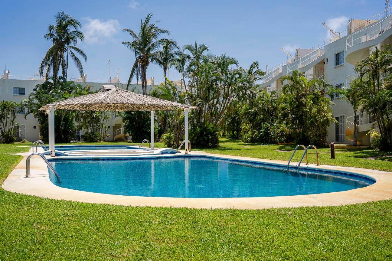 New Retreat Garden Pool & Gym * Acapulco