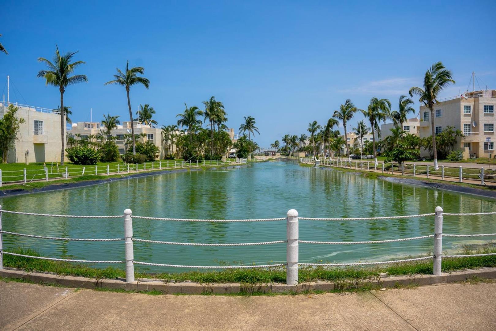 New Retreat Garden Pool & Gym * Acapulco