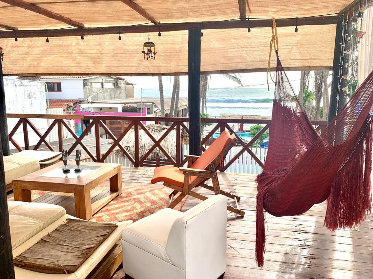 Casa De Olas Surf & Club Hotel 2*