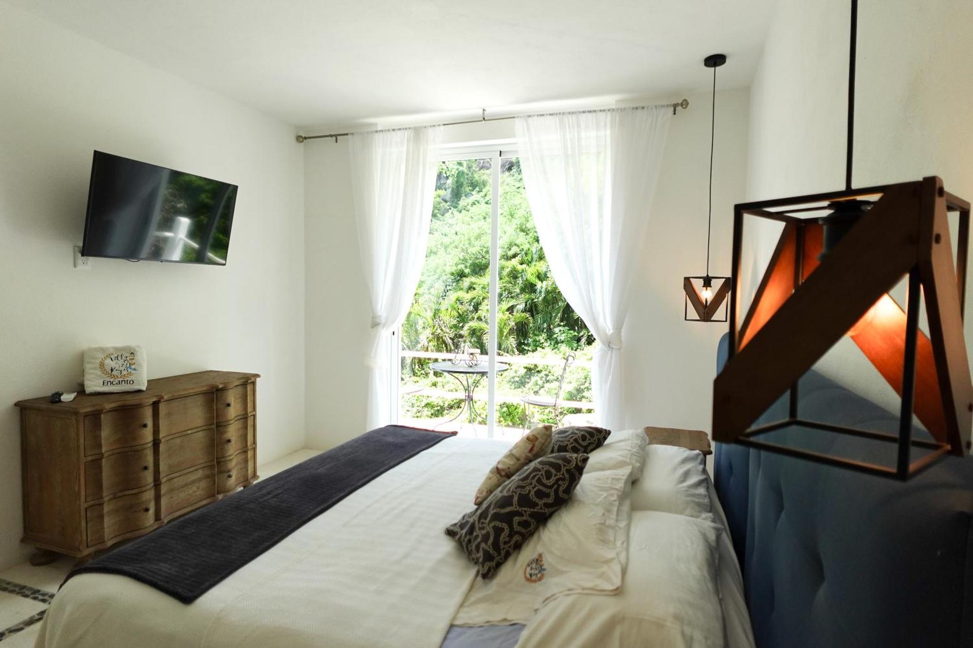 De Reyes Boutique Hotel *