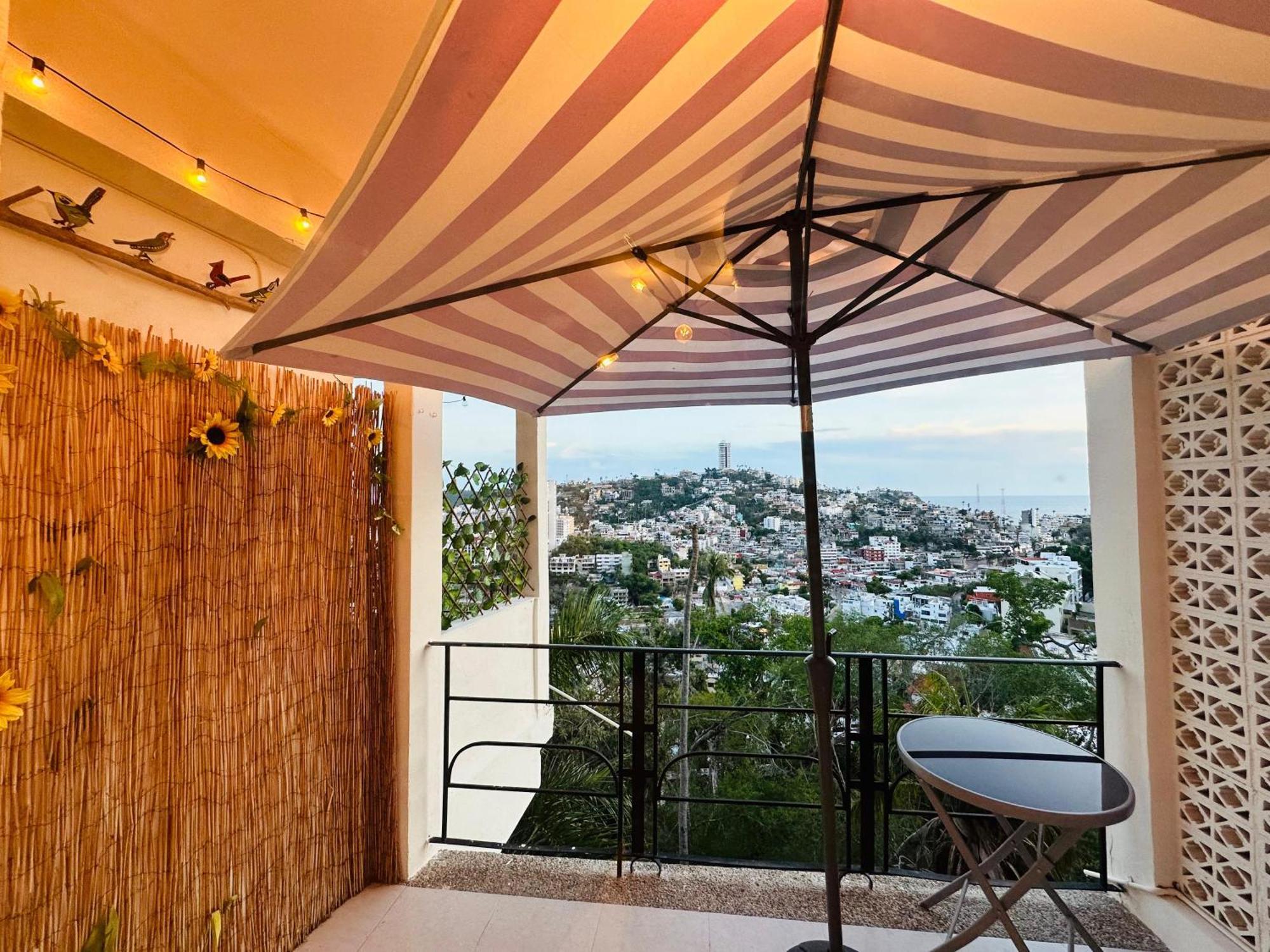 Casablanca Grand, La Mejor Vista De Acapulco