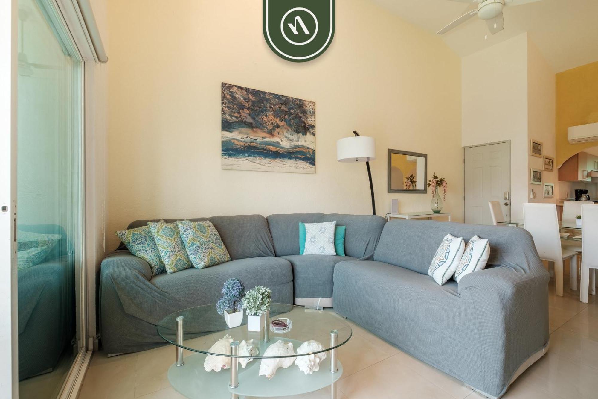 2br House - Private Patio - Apartamento